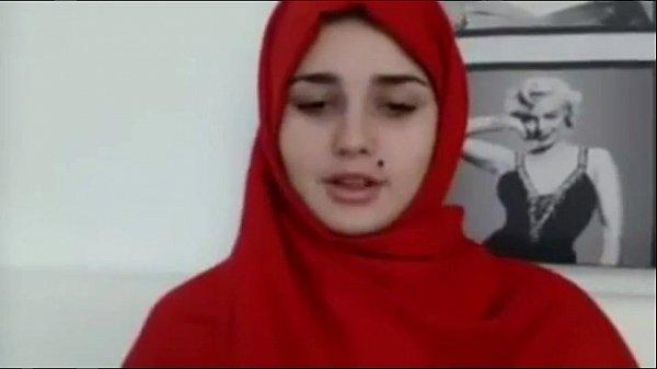 Arabischer Teenager Zieht Sich Aus